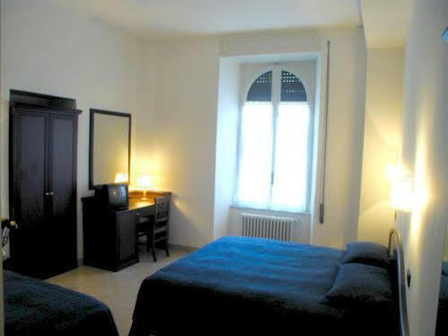 Hotel Bonazzi 페루자 외부 사진